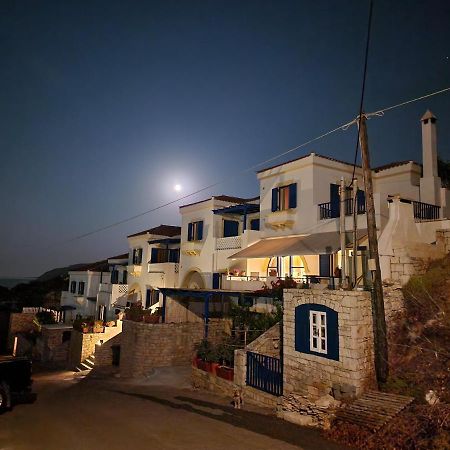 Stella'S Houses Aparthotel Agia Pelagia  Exterior photo